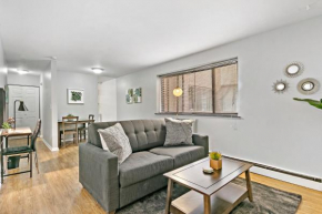 Stunning Solo/Couple 1BR Center of Lakeview Wifi, Chicago